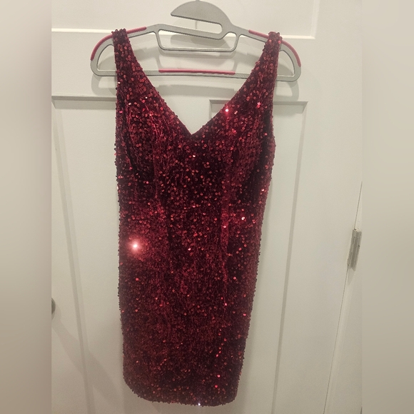 VNAIX Burgundy Sequin Bodycon Cocktail Party Dress Women’s Size 6 Sleeveless - Picture 1 of 12